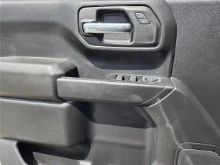Chevrolet Silverado 1500 2023 4x2 Custom 4dr Crew Cab 5.8 ft. SB