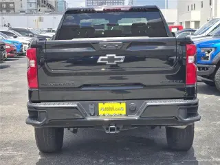 Chevrolet Silverado 1500 2023 4x2 Custom 4dr Crew Cab 5.8 ft. SB