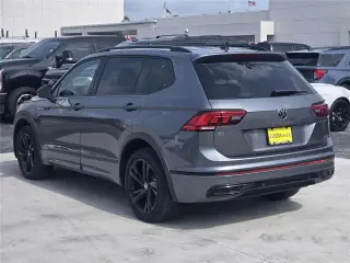 Volkswagen Tiguan 2023 SE R-Line Black 4dr SUV
