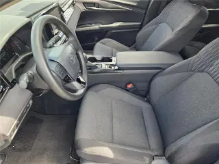 Toyota Camry 2025 SE 4dr Sedan