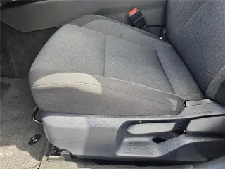 Toyota Camry 2025 SE 4dr Sedan