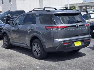 Nissan Pathfinder 2022 SV 4dr SUV