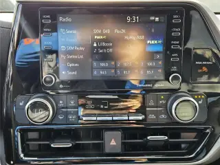 Toyota Highlander 2022 XLE 4dr SUV