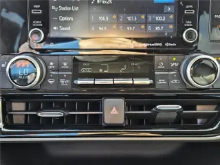 Toyota Highlander 2022 XLE 4dr SUV