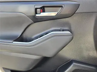 Toyota Highlander 2022 XLE 4dr SUV