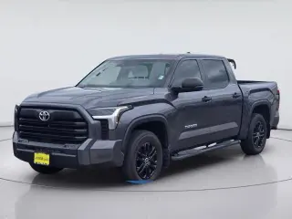 Toyota Tundra 2024 4x2 SR5 4dr CrewMax Cab Pickup SB