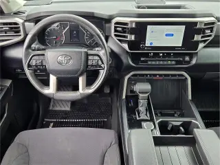 Toyota Tundra 2024 4x2 SR5 4dr CrewMax Cab Pickup SB