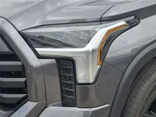 Toyota Tundra 2024 4x2 SR5 4dr CrewMax Cab Pickup SB