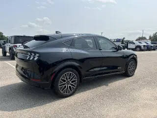 Ford Mustang Mach-E 2024 Premium 4dr SUV