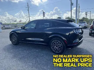 Ford Mustang Mach-E 2024 Premium 4dr SUV