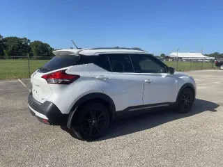 Nissan Kicks 2020 SR 4dr Crossover