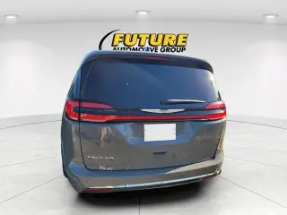 Chrysler Pacifica 2023 Touring L 4dr Mini-Van
