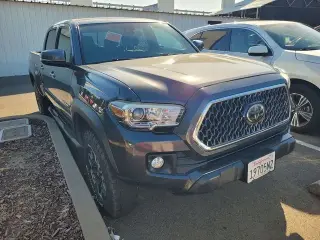 Toyota Tacoma 2018 4x4 TRD Off-Road 4dr Double Cab 6.1 ft LB
