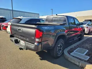 Toyota Tacoma 2018 4x4 TRD Off-Road 4dr Double Cab 6.1 ft LB