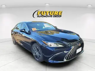 Lexus ES 300h 2022 4dr Sedan