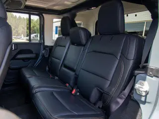 Jeep Wrangler 2024 4x4 Sahara 4dr SUV