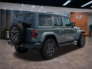Jeep Wrangler 2024 4x4 Sahara 4dr SUV
