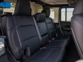 Jeep Wrangler 2024 4x4 Sahara 4dr SUV