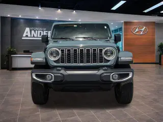 Jeep Wrangler 2024 4x4 Sahara 4dr SUV