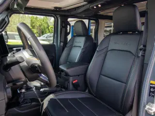 Jeep Wrangler 2024 4x4 Sahara 4dr SUV