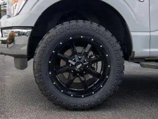 Ford F-150 2022 4x4 XLT 4dr SuperCrew 5.5 ft. SB