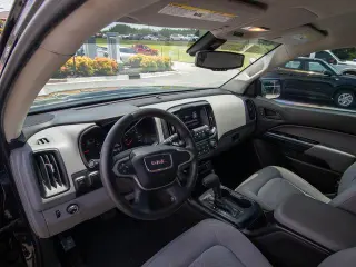 GMC Canyon 2015 4x2 Base 4dr Crew Cab 5 ft. SB