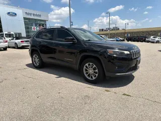 Jeep Cherokee 2019 4x4 Altitude 4dr SUV