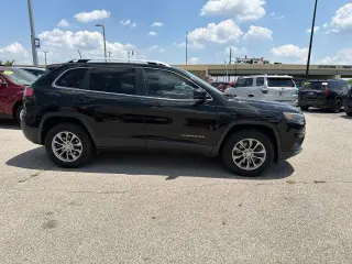 Jeep Cherokee 2019 4x4 Altitude 4dr SUV