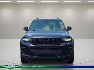 Jeep Grand Cherokee L 2023 4x4 Altitude 4dr SUV