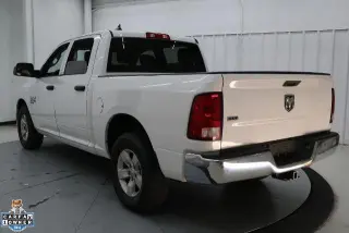 Ram 1500 Classic 2023 4x2 SLT 4dr Crew Cab 5.5 ft. SB Pickup