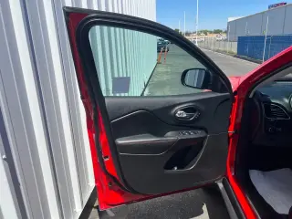 Jeep Cherokee 2019 4x4 Trailhawk 4dr SUV
