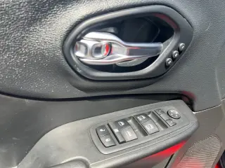 Jeep Cherokee 2019 4x4 Trailhawk 4dr SUV