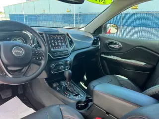 Jeep Cherokee 2019 4x4 Trailhawk 4dr SUV