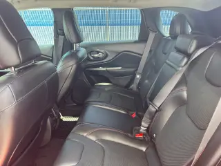 Jeep Cherokee 2019 4x4 Trailhawk 4dr SUV