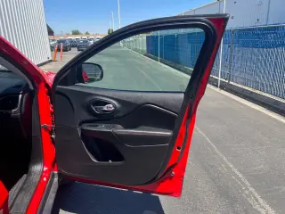 Jeep Cherokee 2019 4x4 Trailhawk 4dr SUV
