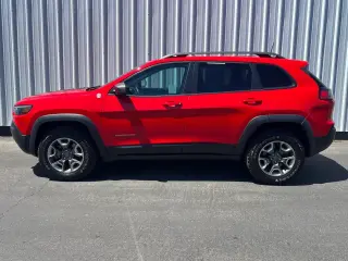 Jeep Cherokee 2019 4x4 Trailhawk 4dr SUV