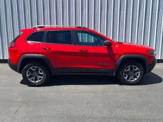 Jeep Cherokee 2019 4x4 Trailhawk 4dr SUV