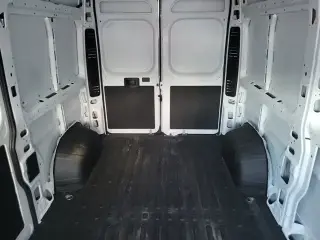 Ram ProMaster 2025 Tradesman 1500 136 WB 3dr High Roof Cargo Van w/o Passenger Seat