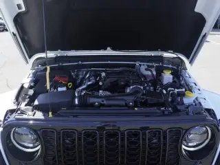 Jeep Gladiator 2025 4x4 Big Bear 4dr Crew Cab 5.0 ft. SB