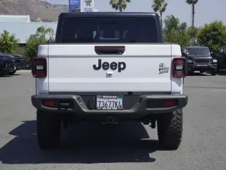 Jeep Gladiator 2025 4x4 Big Bear 4dr Crew Cab 5.0 ft. SB