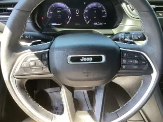 Jeep Grand Cherokee 2024 4x4 Laredo 4dr SUV