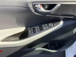 Hyundai IONIQ Hybrid 2022 SE 4dr Hatchback