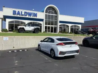 Hyundai IONIQ Hybrid 2022 SE 4dr Hatchback