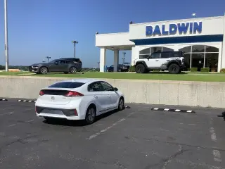 Hyundai IONIQ Hybrid 2022 SE 4dr Hatchback