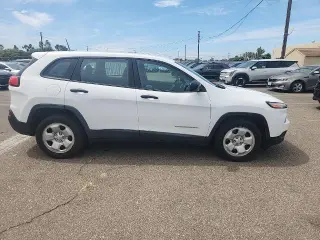 Jeep Cherokee 2016 Sport Altitude 4dr SUV