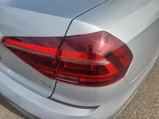 Volkswagen Passat 2017 1.8T SE 4dr Sedan w/Technology