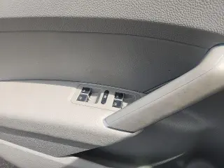 Volkswagen Passat 2017 1.8T SE 4dr Sedan w/Technology