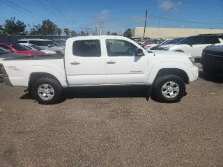 Toyota Tacoma 2009 4x2 PreRunner V6 4dr Double Cab 5.0 ft. SB 5A