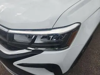 Volkswagen Taos 2022 SE 4dr SUV