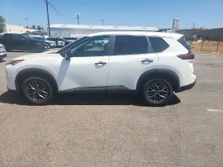 Nissan Rogue 2024 S 4dr Crossover